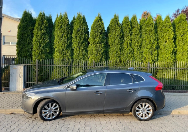 Volvo V40 cena 34950 przebieg: 278900, rok produkcji 2013 z Warszawa małe 781